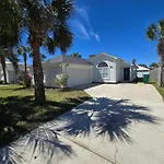 Paradise Palms